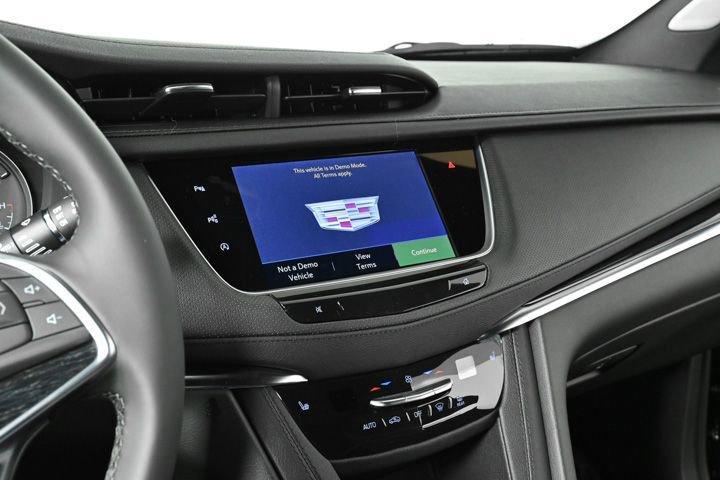 new 2025 Cadillac XT5 car, priced at $56,585
