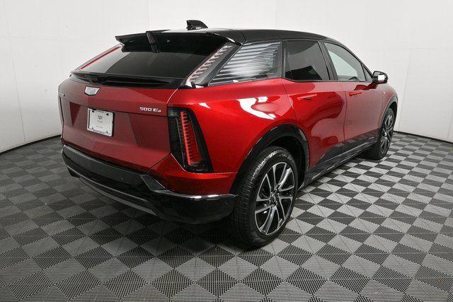 new 2025 Cadillac OPTIQ car, priced at $59,863