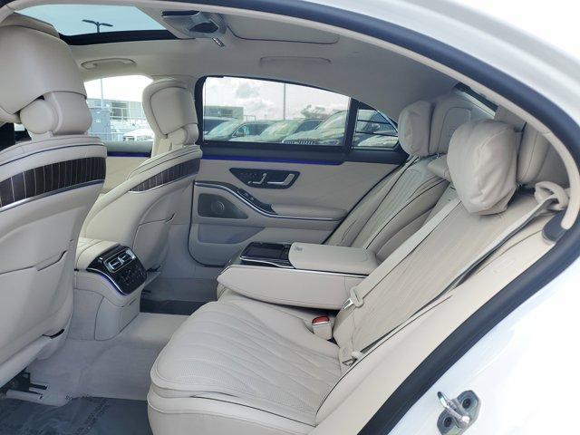 new 2025 Mercedes-Benz AMG S 63 E car, priced at $202,360