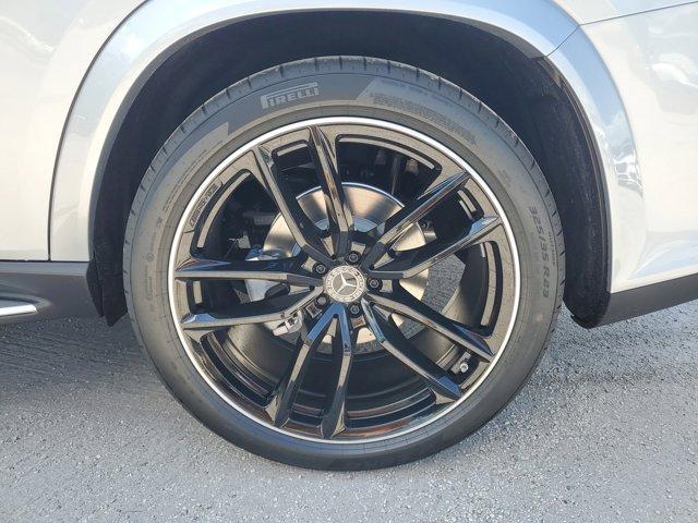 new 2025 Mercedes-Benz GLS 580 car, priced at $124,800