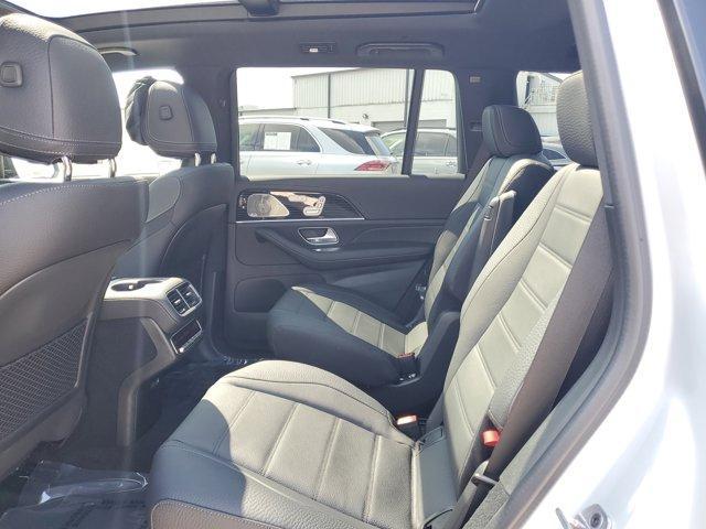 new 2025 Mercedes-Benz GLS 580 car, priced at $124,800