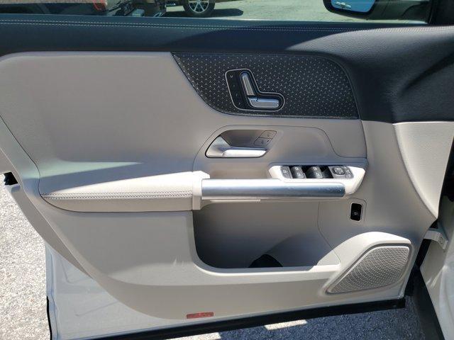 used 2025 Mercedes-Benz GLA 250 car, priced at $40,494