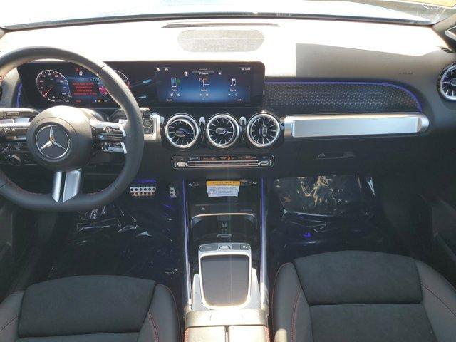 new 2025 Mercedes-Benz GLB 250 car, priced at $53,925