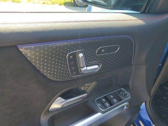 new 2025 Mercedes-Benz GLB 250 car, priced at $53,925