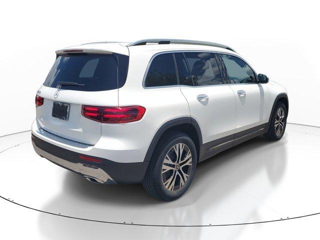 new 2025 Mercedes-Benz GLB 250 car, priced at $47,145