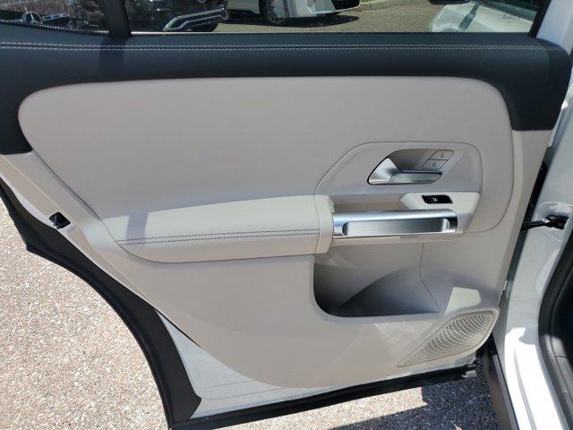 new 2025 Mercedes-Benz GLB 250 car, priced at $47,145