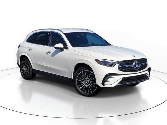 new 2026 Mercedes-Benz GLC 300 car, priced at $62,050