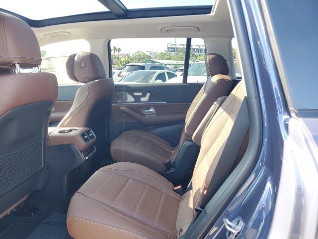 new 2025 Mercedes-Benz GLS 450 car, priced at $102,865