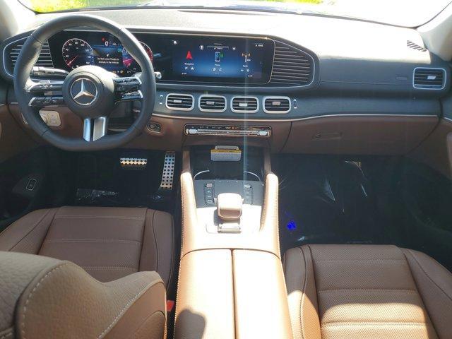 new 2025 Mercedes-Benz GLS 450 car, priced at $102,865