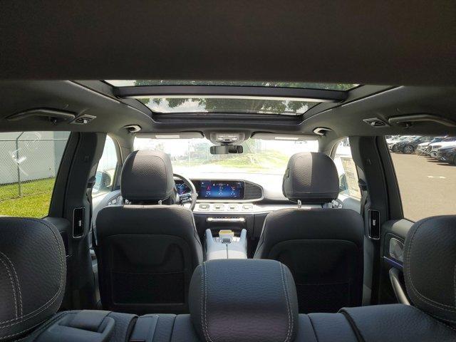 new 2025 Mercedes-Benz GLS 450 car, priced at $103,260