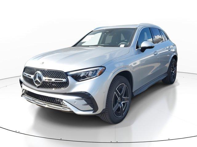 new 2025 Mercedes-Benz GLC 300 car, priced at $56,885