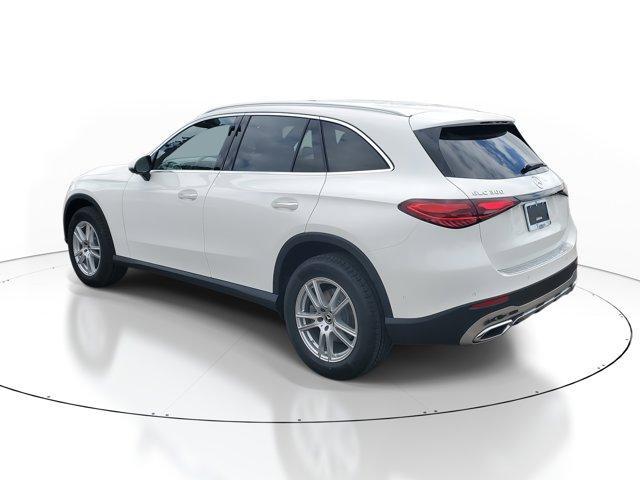 new 2025 Mercedes-Benz GLC 300 car, priced at $51,465