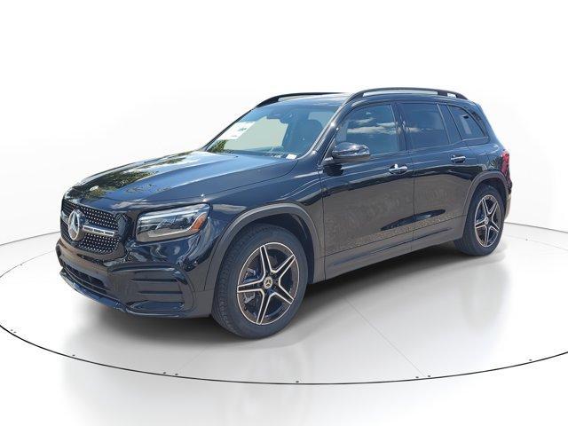 new 2025 Mercedes-Benz GLB 250 car, priced at $51,975