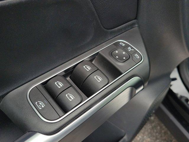 new 2025 Mercedes-Benz GLB 250 car, priced at $51,150