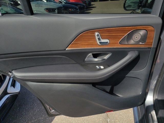used 2025 Mercedes-Benz GLS 450 car, priced at $88,800
