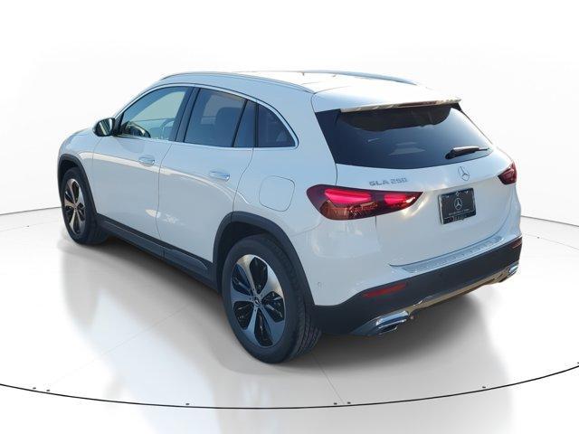 new 2025 Mercedes-Benz GLA 250 car, priced at $48,870