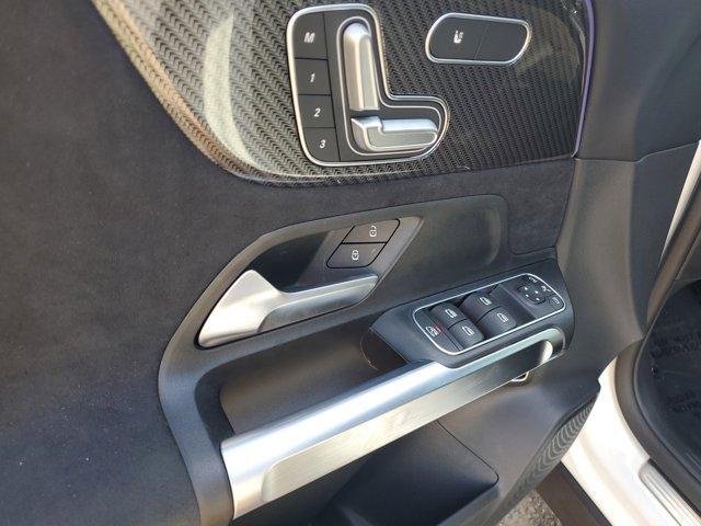 new 2025 Mercedes-Benz GLB 250 car, priced at $50,410