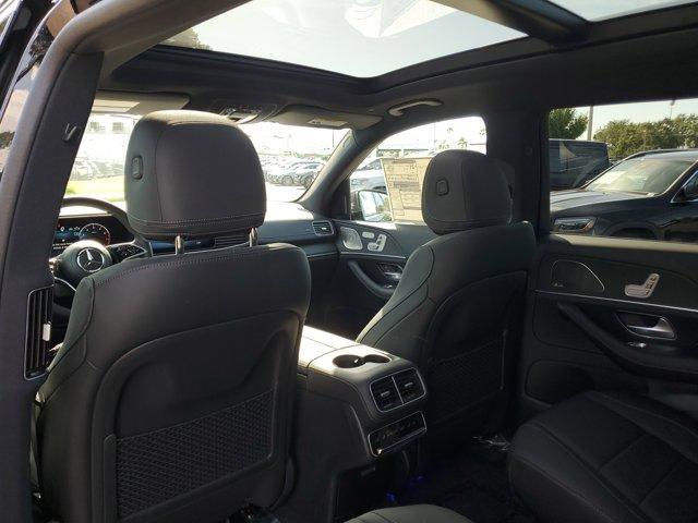 new 2025 Mercedes-Benz GLS 450 car, priced at $91,945