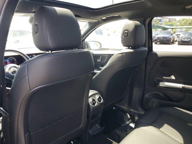 used 2025 Mercedes-Benz GLA 250 car, priced at $41,256