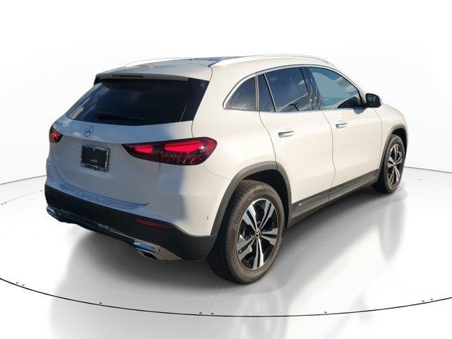 new 2025 Mercedes-Benz GLA 250 car, priced at $52,815