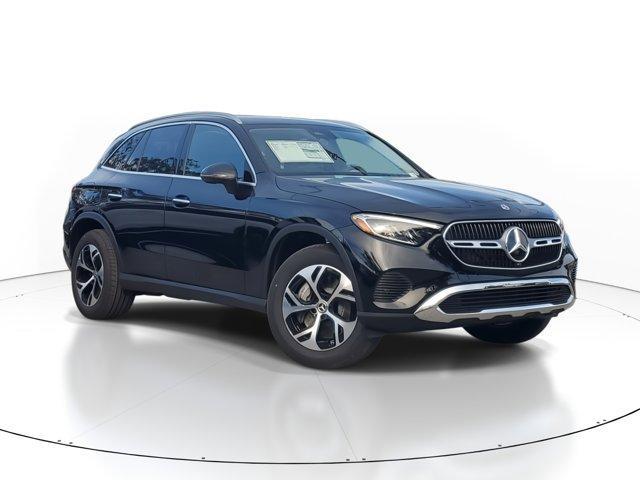 new 2025 Mercedes-Benz GLC 350e car, priced at $61,400