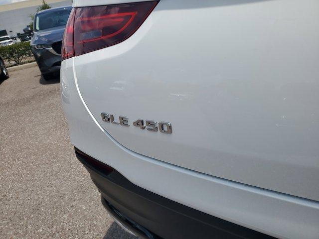 new 2025 Mercedes-Benz GLE 450 car, priced at $84,380