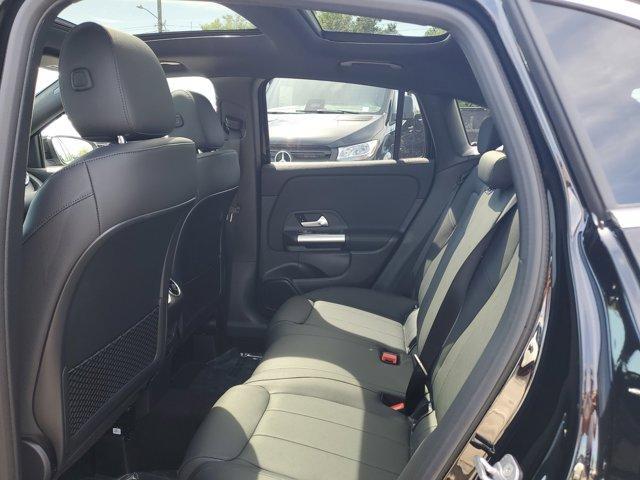 new 2025 Mercedes-Benz GLA 250 car, priced at $46,680
