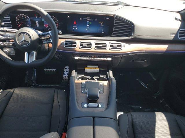 new 2025 Mercedes-Benz GLS 580 car, priced at $117,280