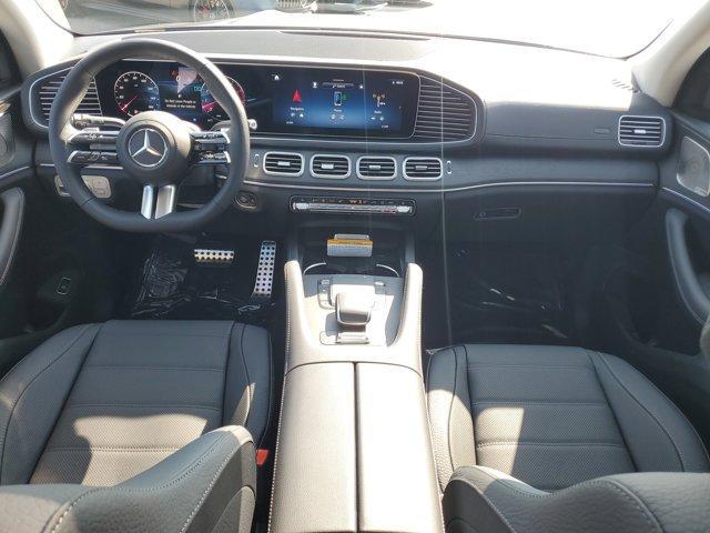 new 2025 Mercedes-Benz GLS 450 car, priced at $103,545