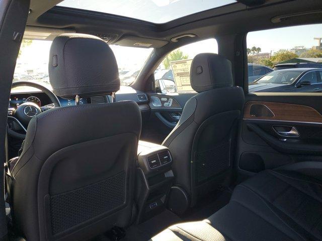 new 2025 Mercedes-Benz GLE 580 car, priced at $96,595