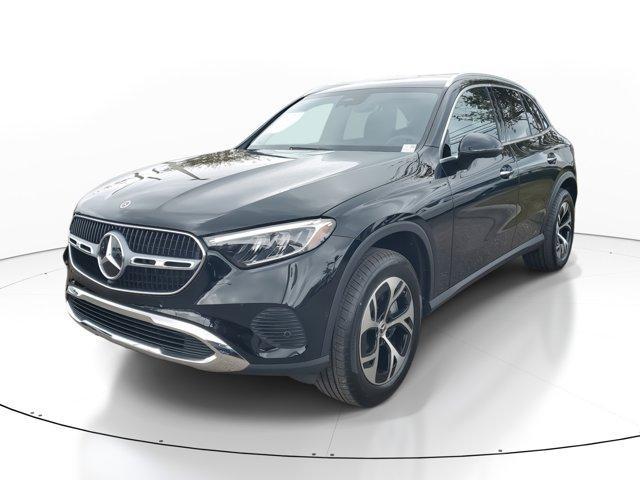 new 2025 Mercedes-Benz GLC 350e car, priced at $61,400