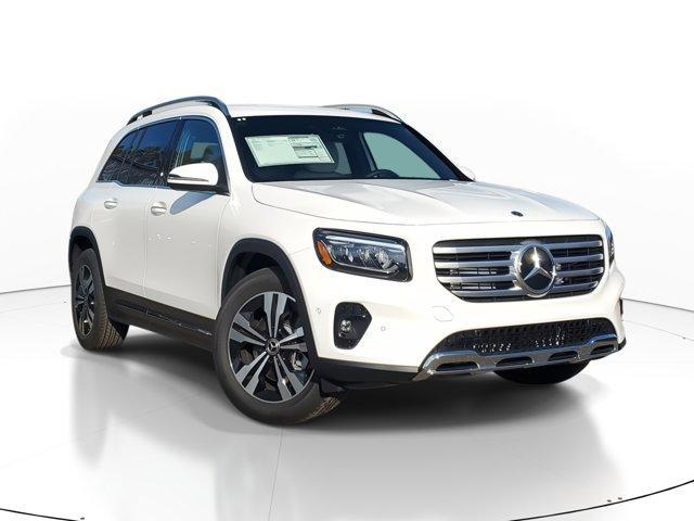 new 2025 Mercedes-Benz GLB 250 car, priced at $47,145