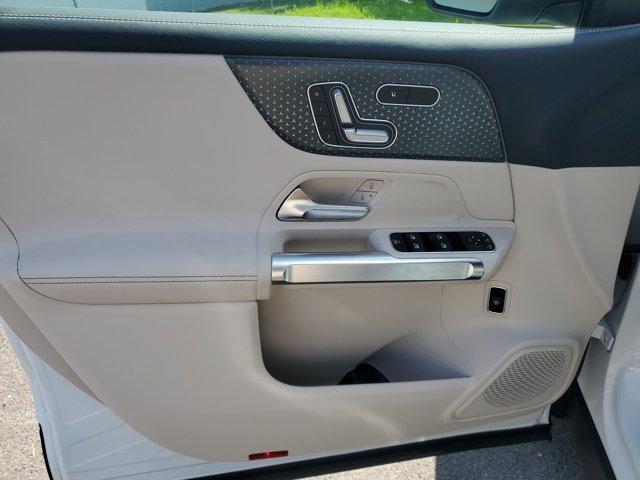 new 2025 Mercedes-Benz GLB 250 car, priced at $47,145