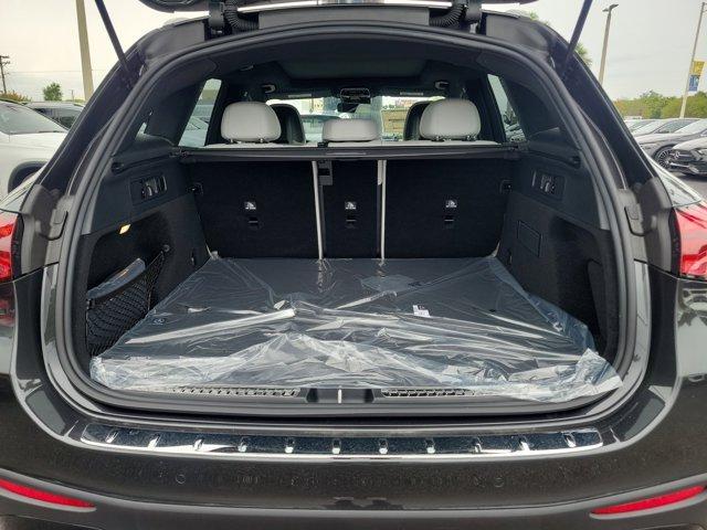 new 2025 Mercedes-Benz GLC 300 car, priced at $60,865