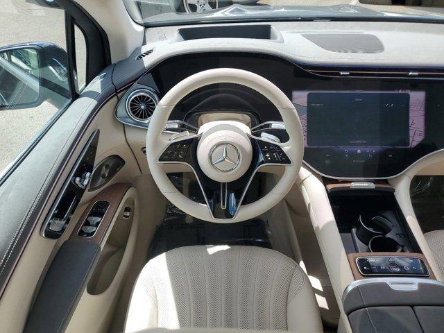 new 2024 Mercedes-Benz EQS 450 car, priced at $114,685