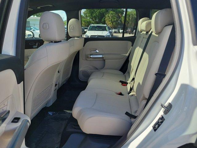 new 2025 Mercedes-Benz GLB 250 car, priced at $49,580