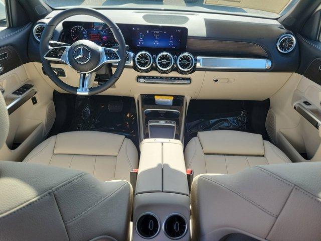 new 2025 Mercedes-Benz GLB 250 car, priced at $49,580