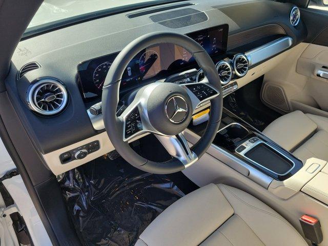 new 2025 Mercedes-Benz GLB 250 car, priced at $49,580