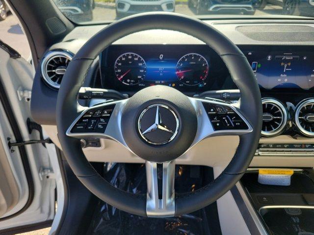 new 2025 Mercedes-Benz GLB 250 car, priced at $49,580