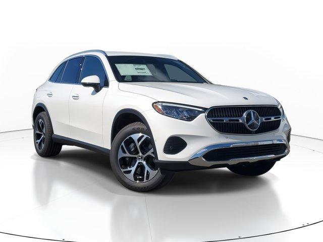 new 2025 Mercedes-Benz GLC 350e car, priced at $61,400