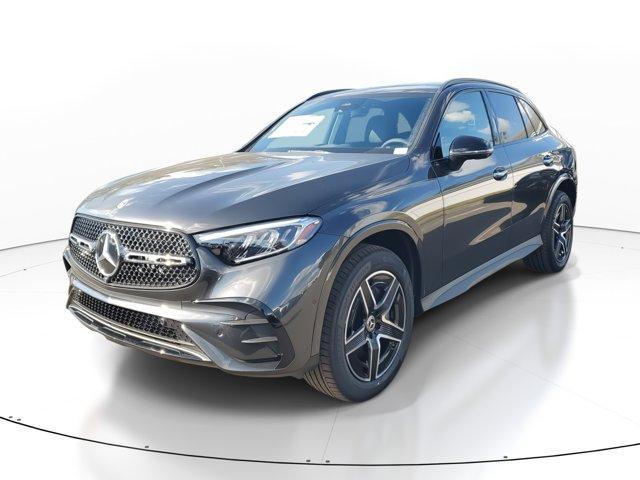 new 2025 Mercedes-Benz GLC 300 car, priced at $58,985