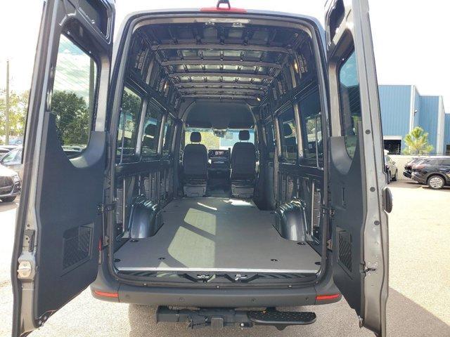 used 2024 Mercedes-Benz Sprinter 2500 car