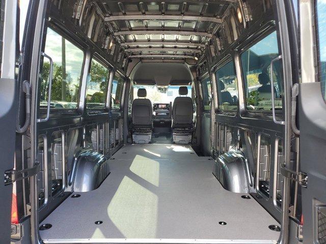 used 2024 Mercedes-Benz Sprinter 2500 car