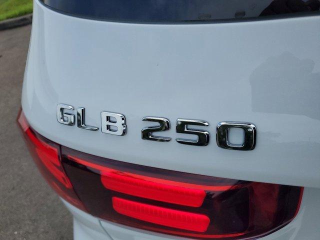 new 2025 Mercedes-Benz GLB 250 car, priced at $48,645