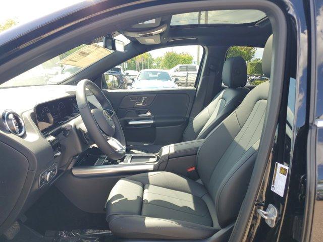 new 2025 Mercedes-Benz GLA 250 car, priced at $46,680