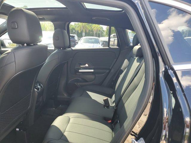 new 2025 Mercedes-Benz GLA 250 car, priced at $46,680