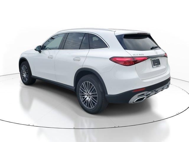 new 2025 Mercedes-Benz GLC 300 car, priced at $52,535