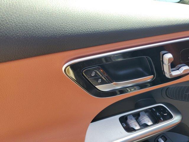 new 2025 Mercedes-Benz GLC 350e car, priced at $65,560