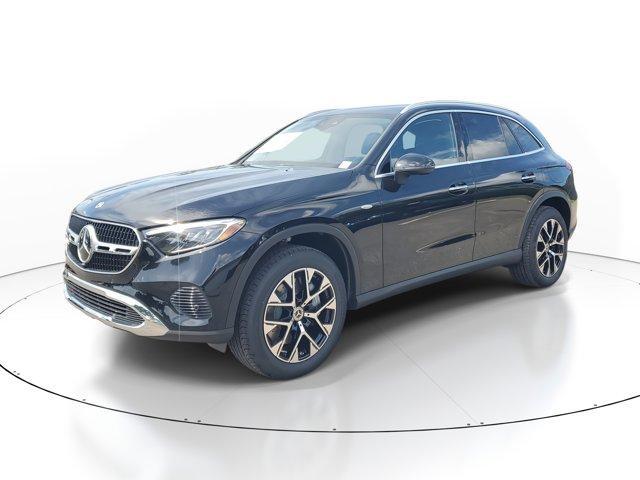 new 2025 Mercedes-Benz GLC 350e car, priced at $63,650