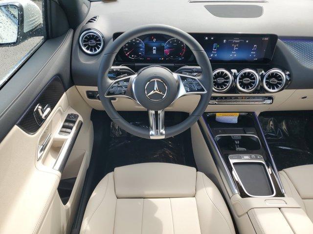 new 2025 Mercedes-Benz GLA 250 car, priced at $44,345